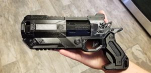 誕生日プレゼントは3Dプリンターで作ったウィングマン！？