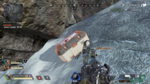 【隠れアップデート】デスボックスの中に保管庫の鍵があると、箱の色がオレンジ色になる仕様になった模様！！