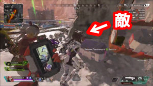 【APEX】海外プレイヤー「2000時間エーペックスをプレイしてきて初めての出来事が起きたから見てくれ」