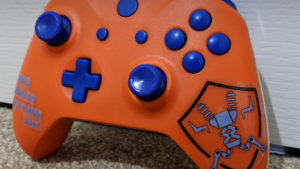 APEXファン「ワットソンカラーのコントローラーを作った!」