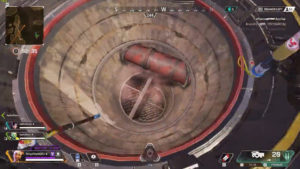 APEXファン「凄い小さな小ネタだけどここから降りると真っ直ぐ降りれるよ」