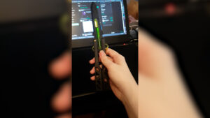 【凄い】APEXファン「オクタンのバタフライナイフを作ってみた」