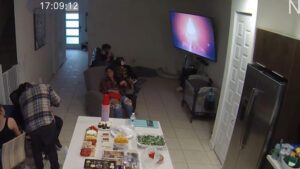 【APEX】ホームパーティー中にスパレジェが出たときの家族の反応