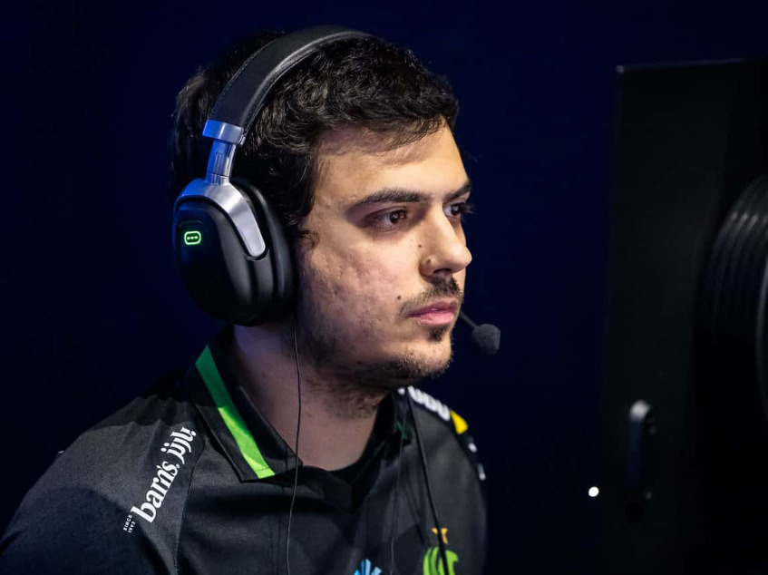 【衝撃】ALGS大会本番12時間前に皇帝 Halの使用パッドが使用禁止になる!?